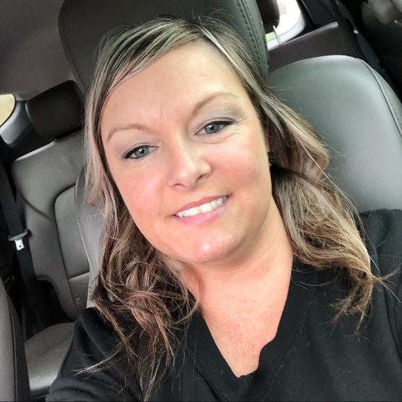 Meet your Posher, Casey - Picture 1 of 1